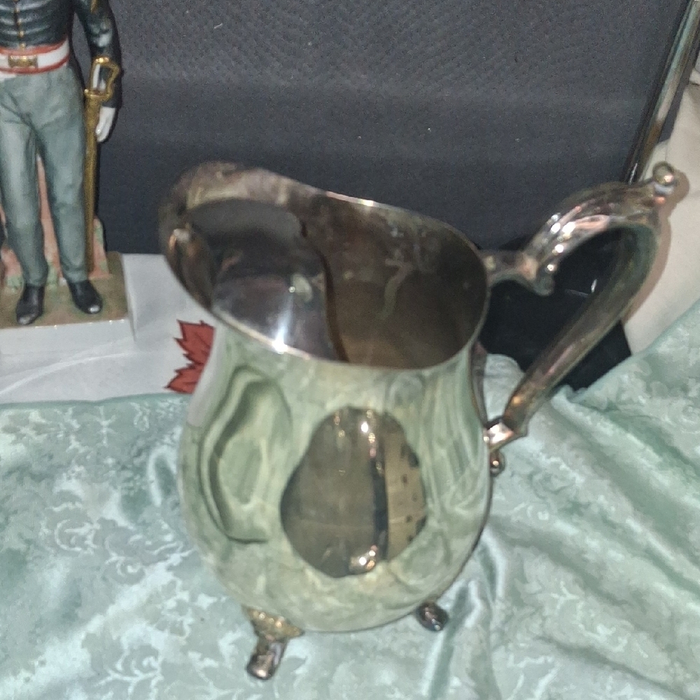 Oneida Silver Pitcher - Picture 3 of 5
